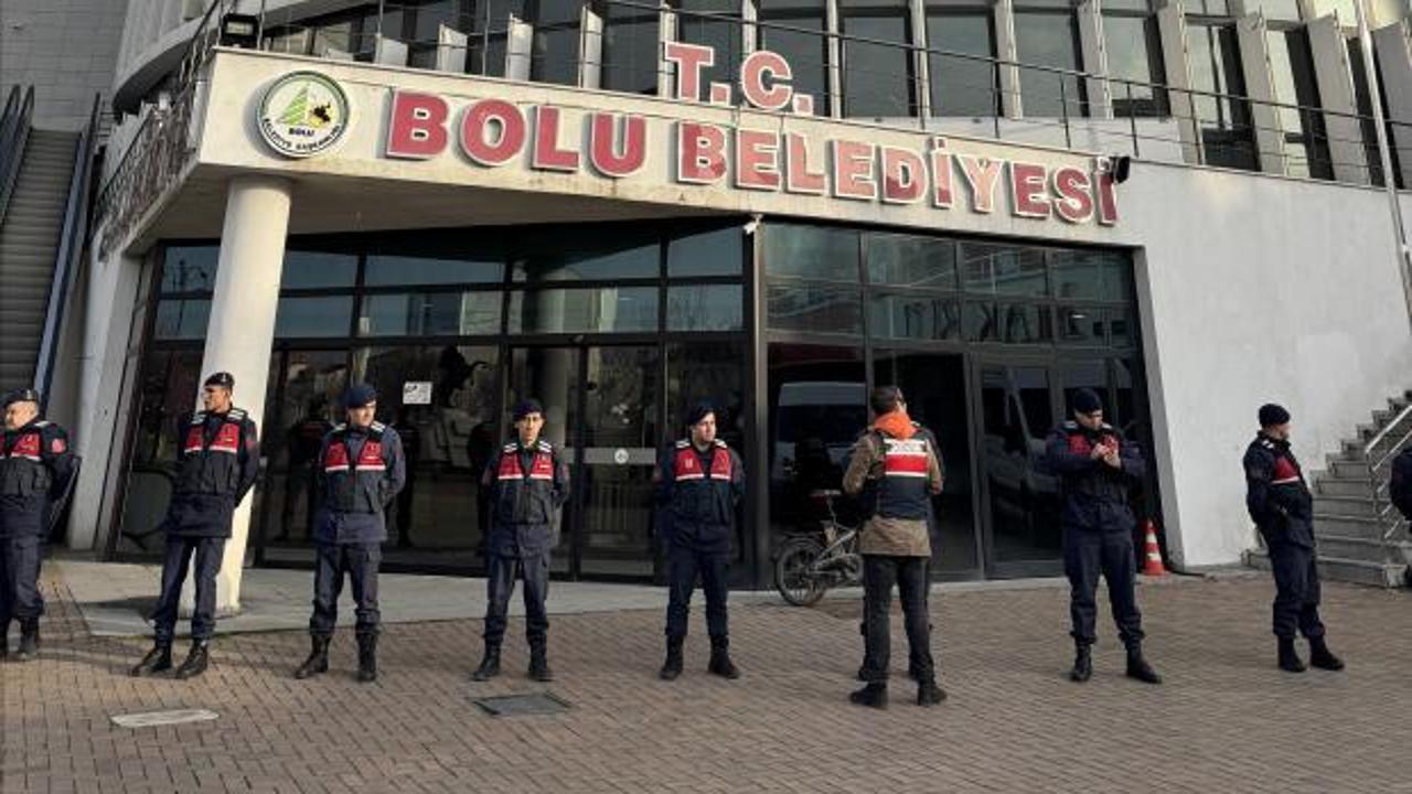 Bolu Belediyesi'ne yeni operasyon! 3 g&ouml;zaltı kararı daha