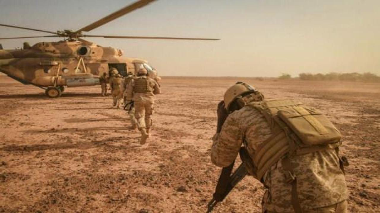 Eski CENTCOM Komutanına göre, ABD İran'da 'kara harekatını yıllardır değerlendiriyor'