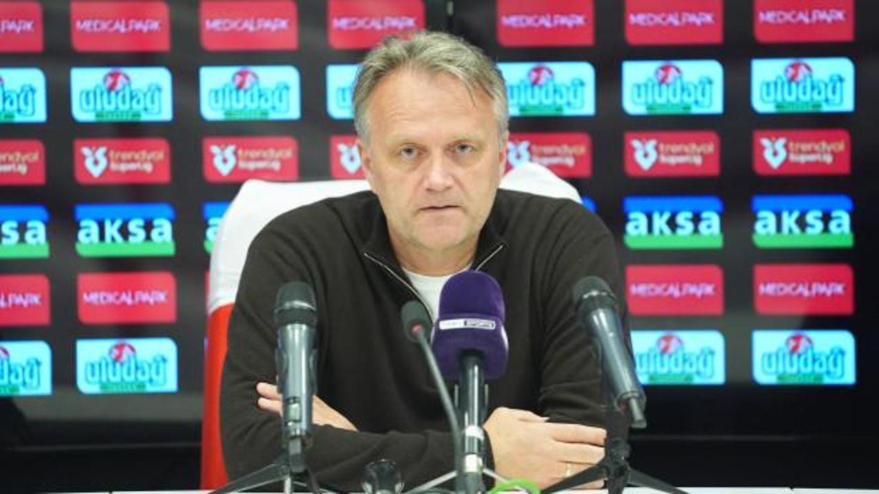 'Hayal kırıklığı i&ccedil;erisindeyim' diyen S&uuml;per Lig ekibinin hocası: 'Korkak gibi oynadık'