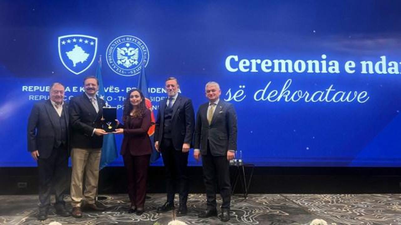 Hisarcıklıoğlu'na Kosova Cumhurbaşkanlığı madalyası