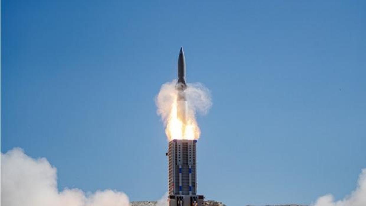 Japonya&rsquo;dan f&uuml;ze hamlesi: Asya&rsquo;da f&uuml;ze yarışı kızışıyor