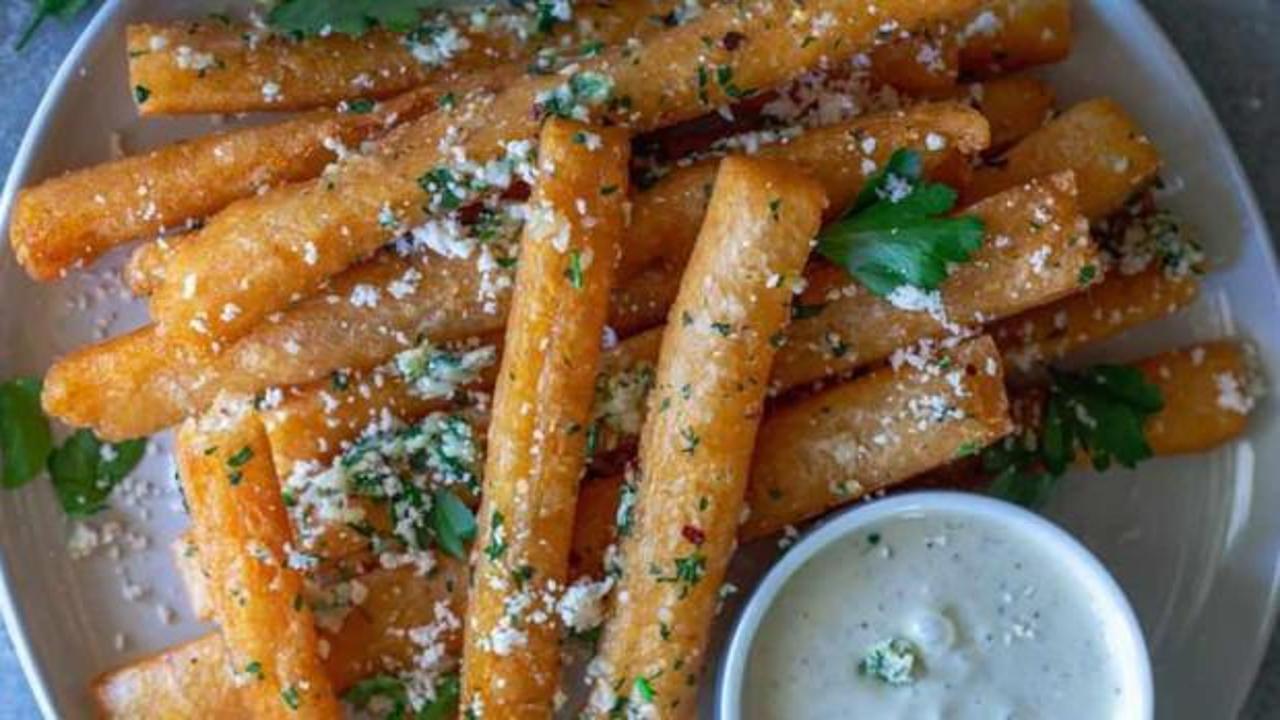 Dışı kıtır i&ccedil;i yumuşacık kolay tarif: Japon usul&uuml; &ccedil;ıtır patates tarifi'