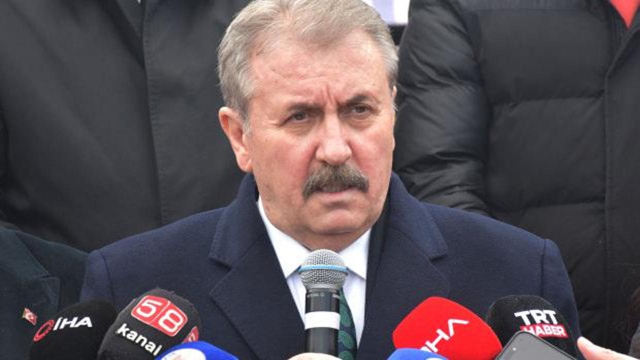 Mustafa Destici: Başarılarının temelinde T&uuml;rkl&uuml;k gurur ve şuuru bulunuyor!