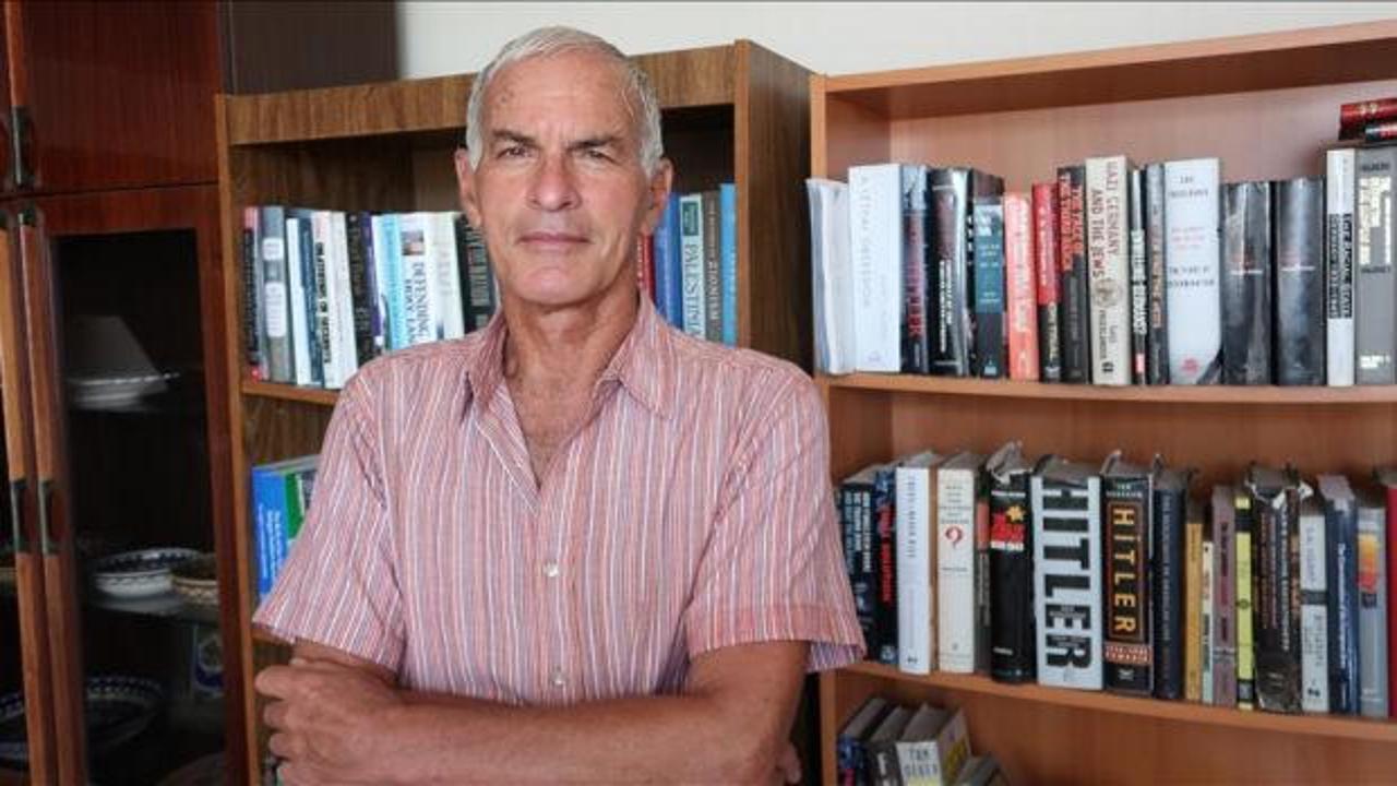 ABD'li Yahudi Profes&ouml;r Finkelstein'den Gazze &ccedil;ıkışı: Bu bir savaş mı soykırım mı?