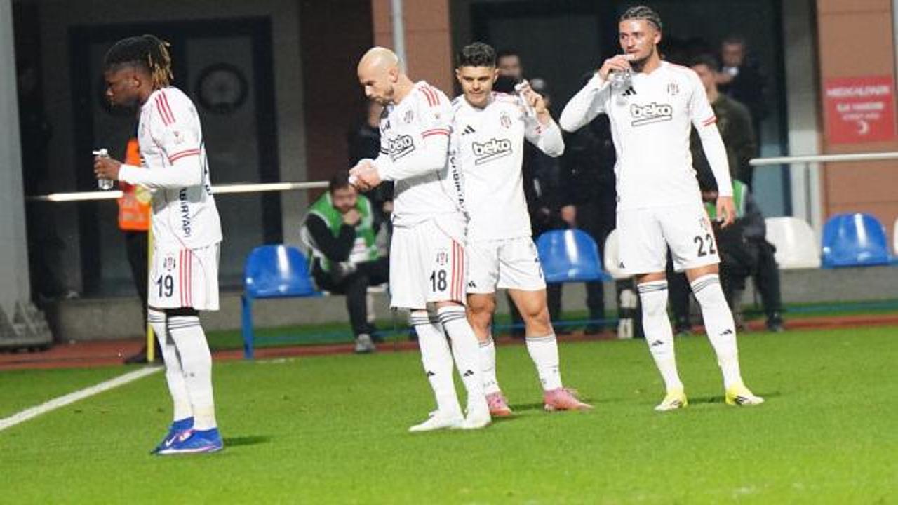 Beşiktaş'ta gen&ccedil; oyuncu 'Diş operasyonu' sebebiyle kadrodan &ccedil;ıkarıldı