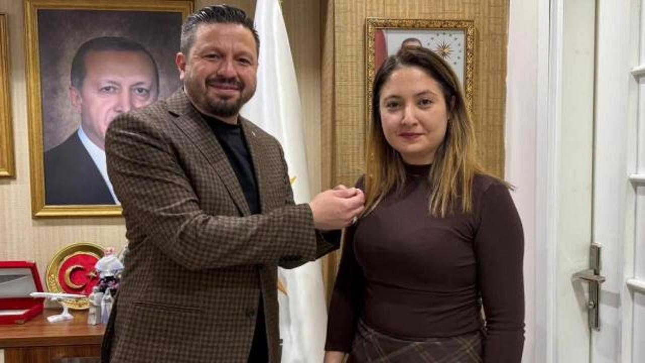 CHP'de iki istifa! AK Parti'ye katıldılar