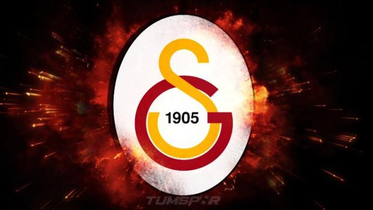Galatasaray'dan &uuml;&ccedil; oyuncu i&ccedil;in a&ccedil;ıklama! Victor Osimhen...