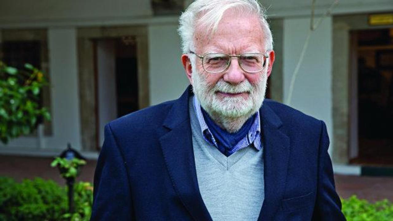 Prof. Dr. Sadettin &Ouml;kten Rami K&uuml;t&uuml;phanesi'nde okurlarla buluşuyor