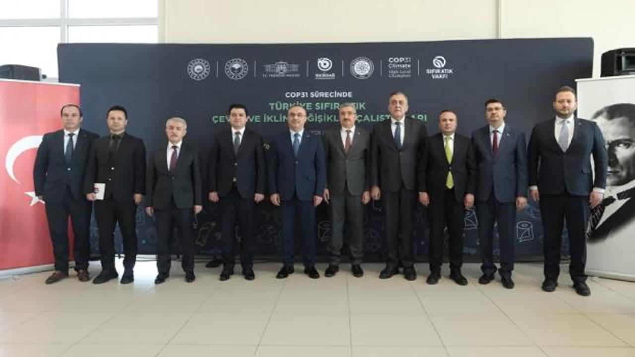 Siirt'te kamu, akademi ve STK'lar Sıfır Atık Yol Haritası i&ccedil;in bir araya geldi