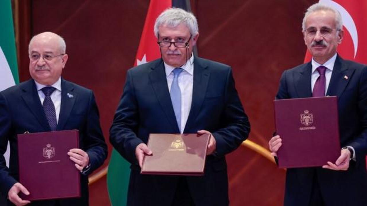 T&uuml;rkiye, &Uuml;rd&uuml;n ve Suriye arasında ulaştırma işbirliği mutabakatı imzalandı
