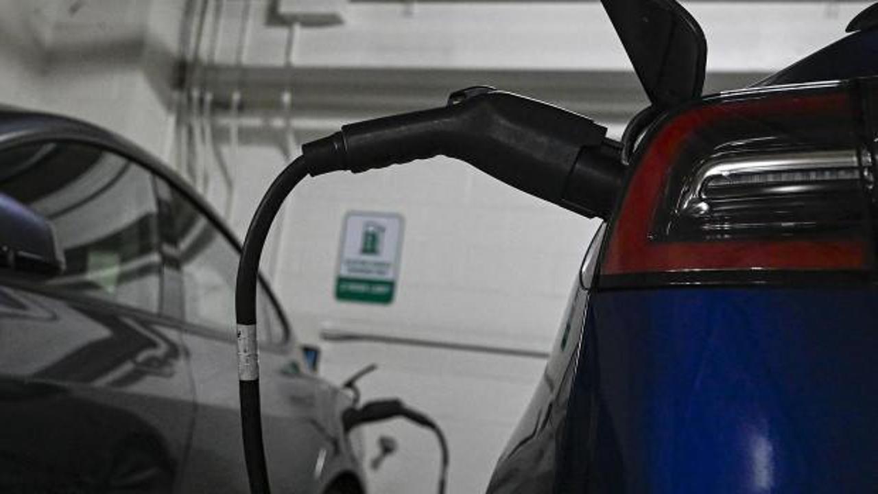 T&uuml;rkiye'de her iki ara&ccedil;tan biri elektrikli veya hibrit