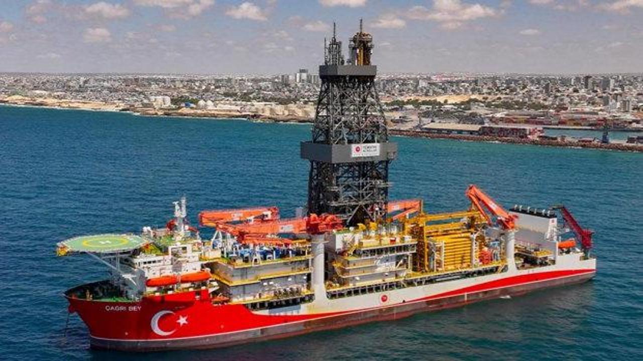 T&uuml;rkiye'den ilk sınır &ouml;tesi sondaj! &Ccedil;ağrı Bey g&ouml;rev yerine ulaştı