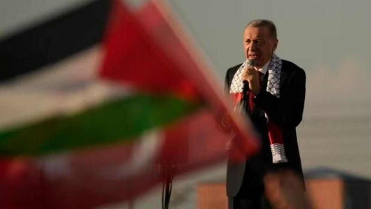 T&uuml;rkiye'nin İsrail nefretinden rahatsız oldu! T&uuml;rkiye Uzmanı analist: Kriz derinleşiyor...