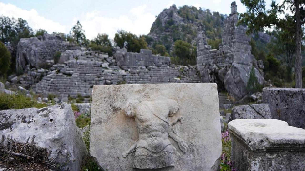 Isparta'daki Adada Antik Kenti'nde 17 Asırlık Kesintisiz Yaşamın İzleri Ortaya Çıkıyor