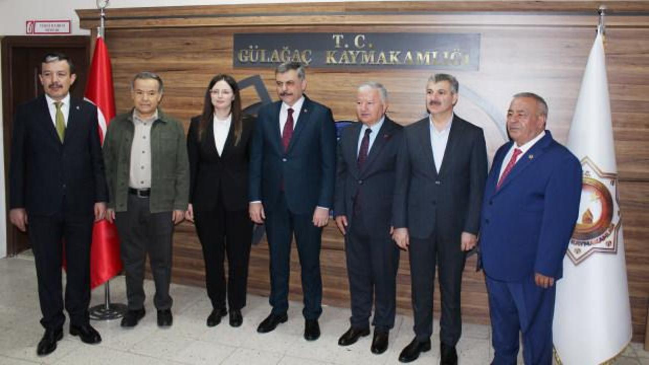 Bakan &Ccedil;ift&ccedil;i, kaymakamlık yaptığı ilk g&ouml;rev yeri olan il&ccedil;eyi ziyaret etti