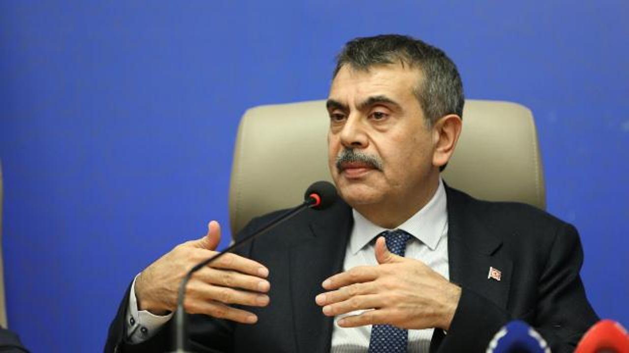 Bakan Tekin&rsquo;den Siverek'teki yaralı &ouml;ğretmen hakkında a&ccedil;ıklama