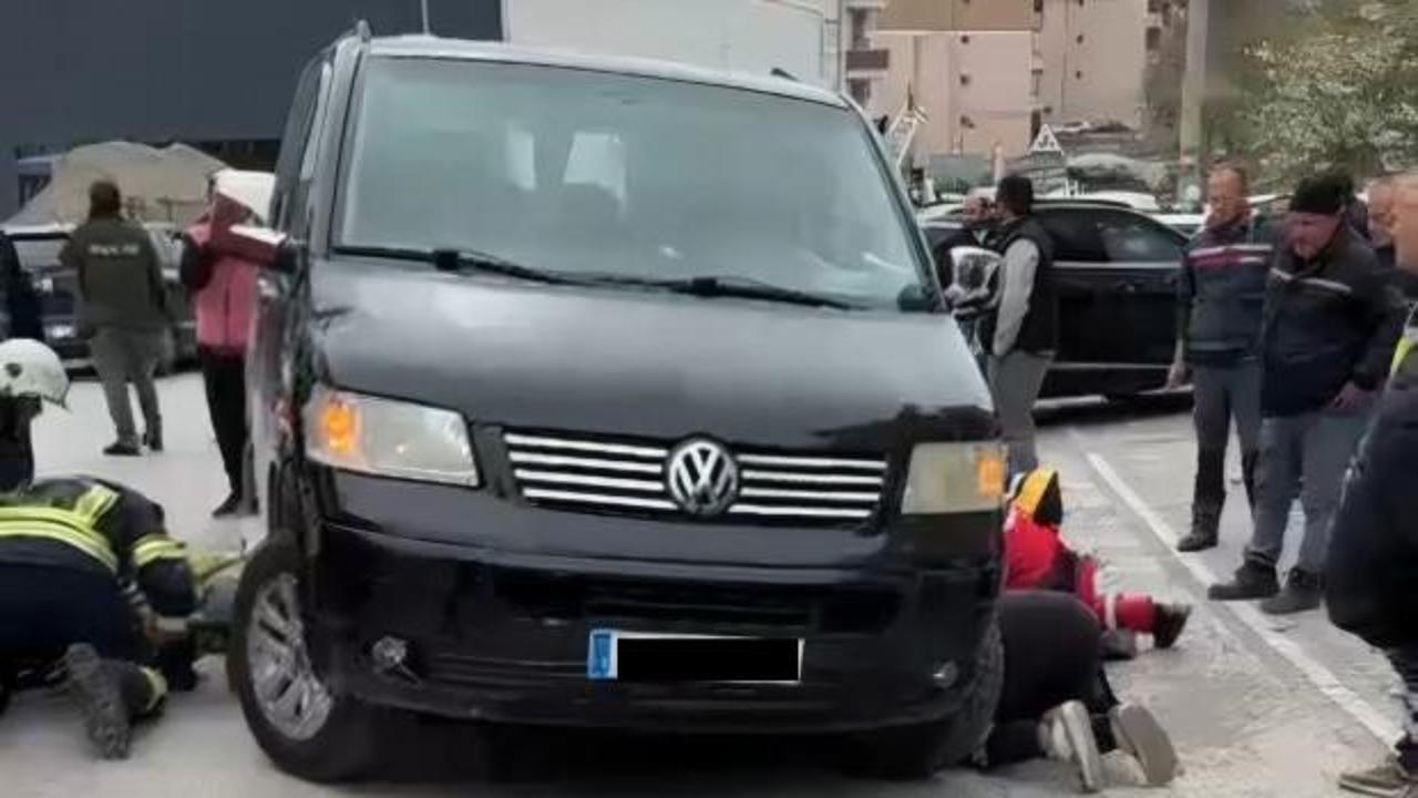 Bartın'da feci kaza: Aracın altında kalan kadını ekipler kurtardı