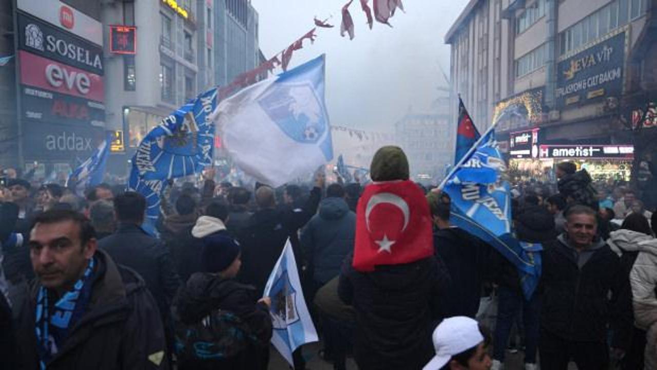 Erzurumspor FK'nın Süper Lig'e Yükselişi Coşkuyla Kutlandı