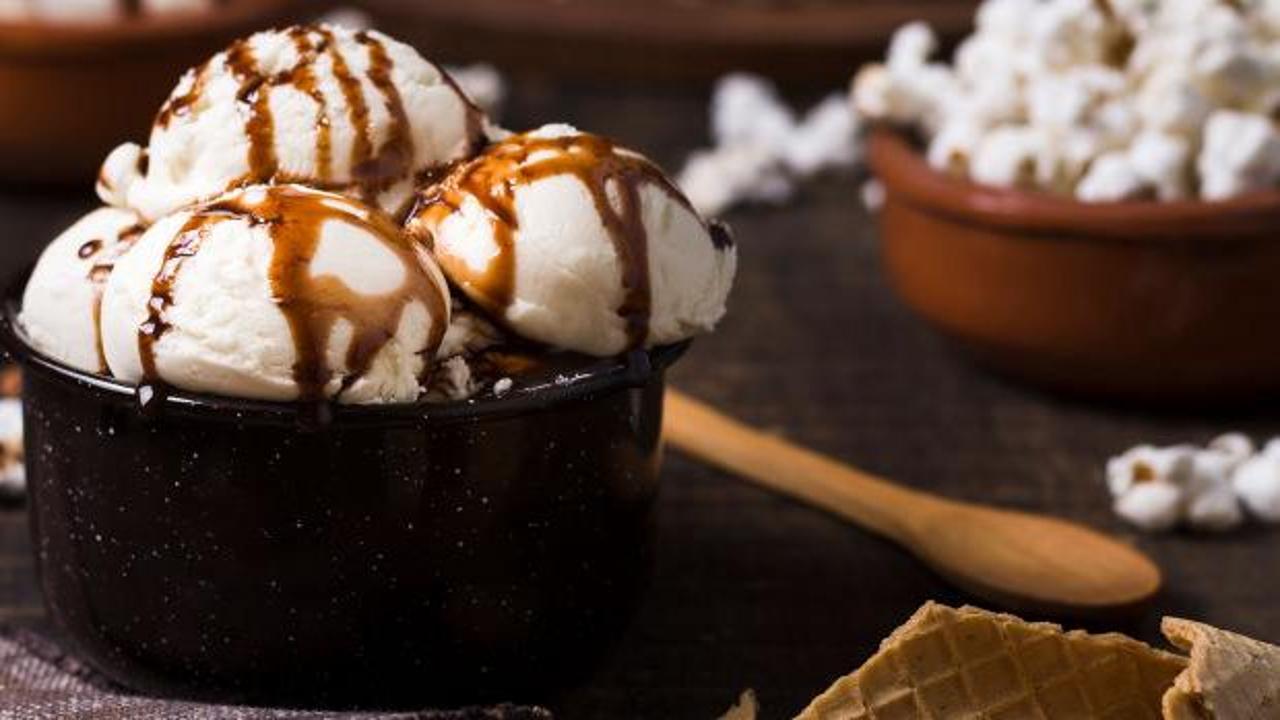 Ev Yapımı Dondurma: Kremalı Yaz Lezzeti