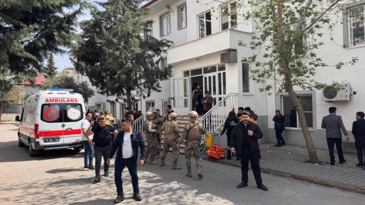 Kahramanmaraş'ta okulda silahlı saldırı: 10 ölü, 12 yaralı! Saldırgan 5 silahla gelmiş