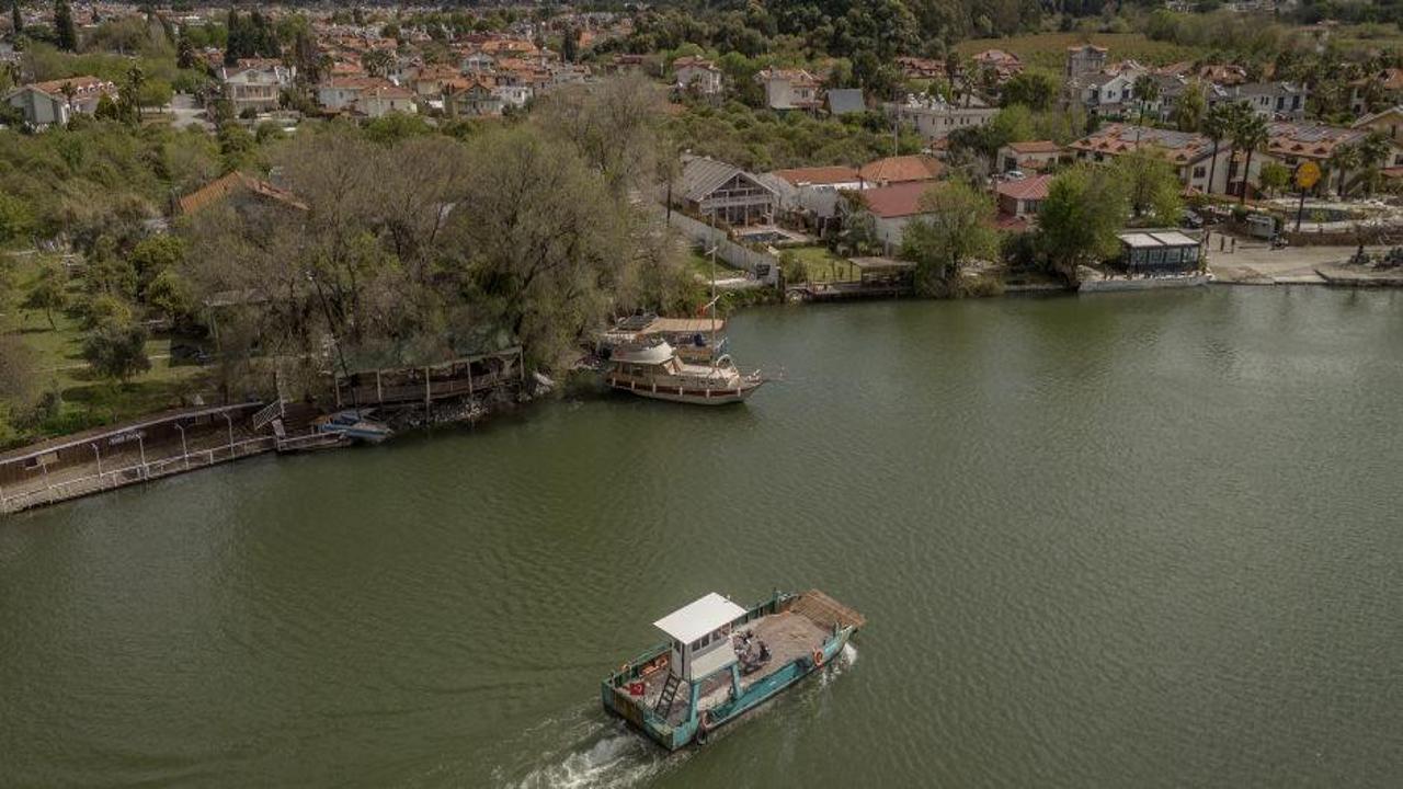 Muğla'daki Dalyan Kanalı Feribot Hattı, Ulaşımı 50 Saniyeye İndiriyor