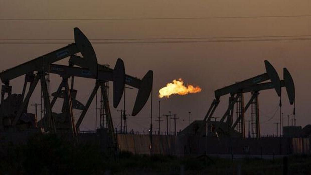 Petrol arzında tarihin en b&uuml;y&uuml;k d&uuml;ş&uuml;ş&uuml;