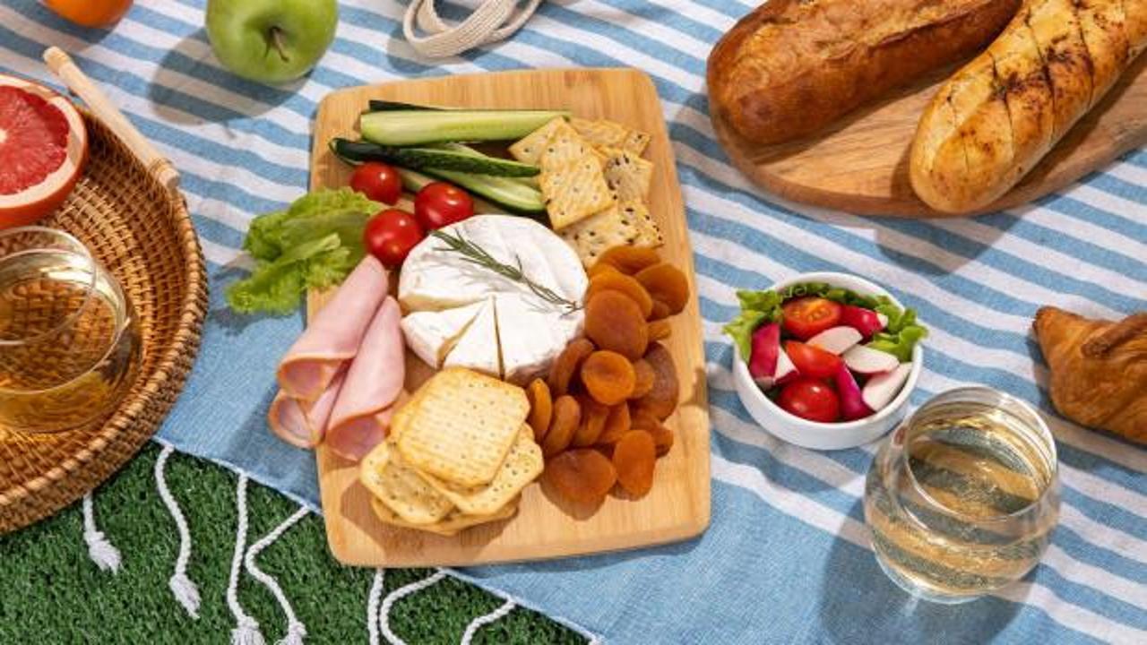 Piknik Sepeti: Taşınabilir Lezzetler