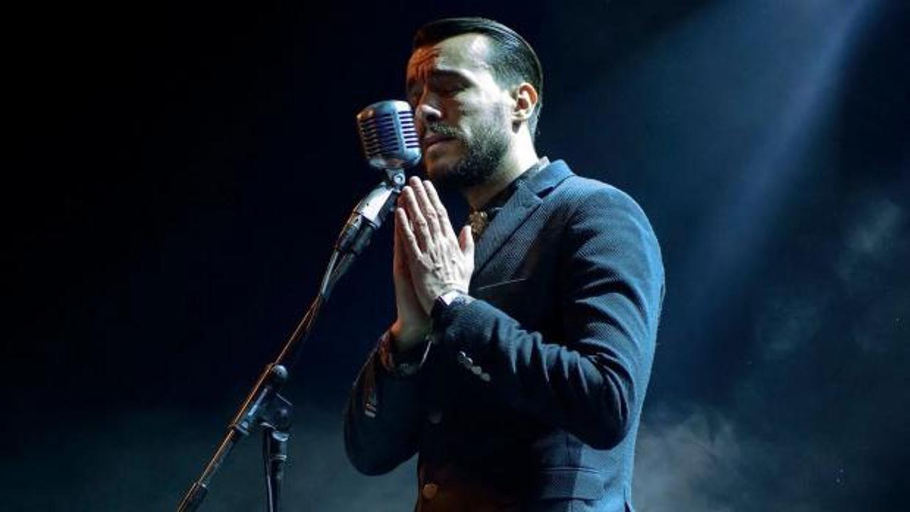 &Uuml;nl&uuml; şarkıcı Cem Adrian hakkında son dakika kararı