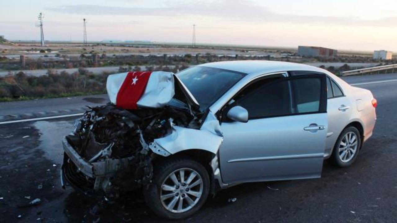 Aksaray'da feci kaza! Kazayı g&ouml;r&uuml;p yardım etmek i&ccedil;in durmuşlardı... 1 &ouml;l&uuml;, 5 yaralı