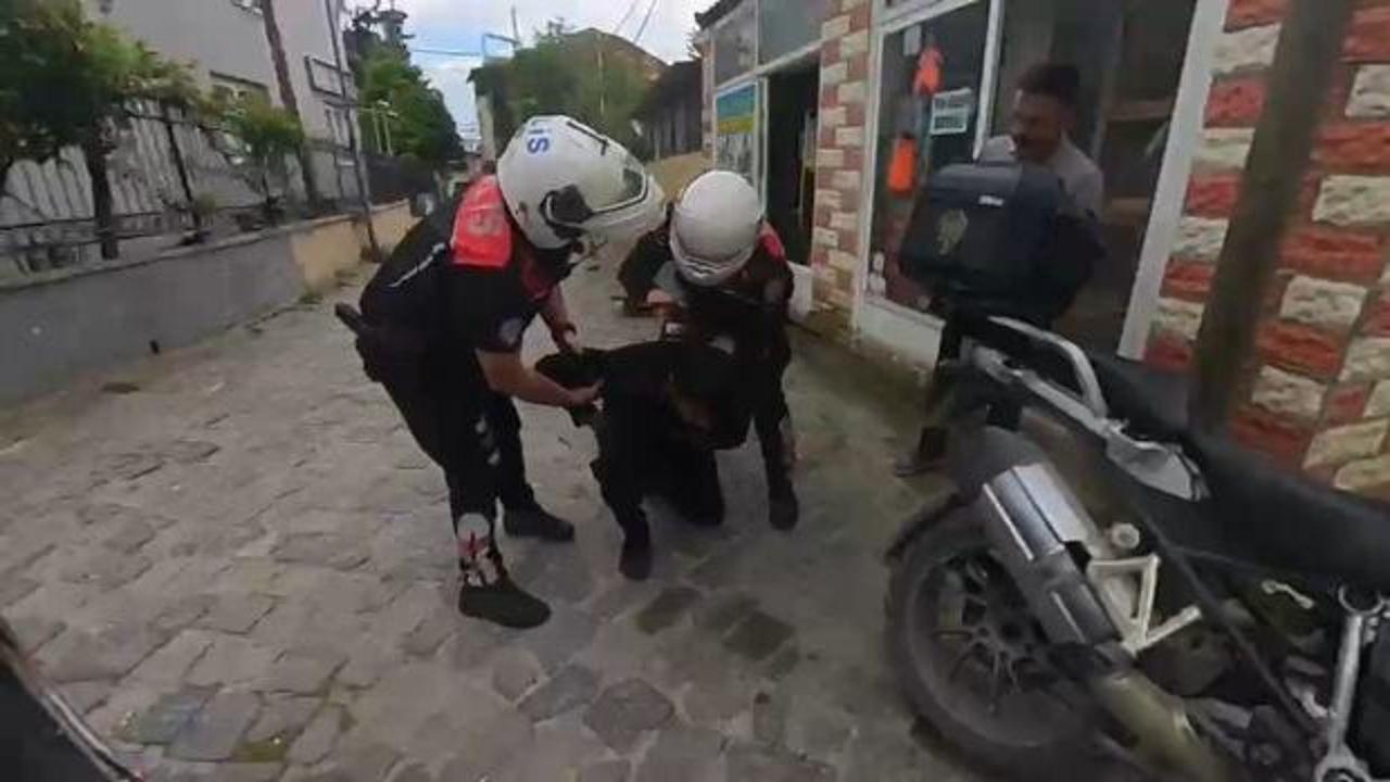 Mersin Tarsus'ta Boğulma Tehlikesi Geçiren Genç, Polis Ekiplerinin İlk Yardımıyla Hayata Döndü