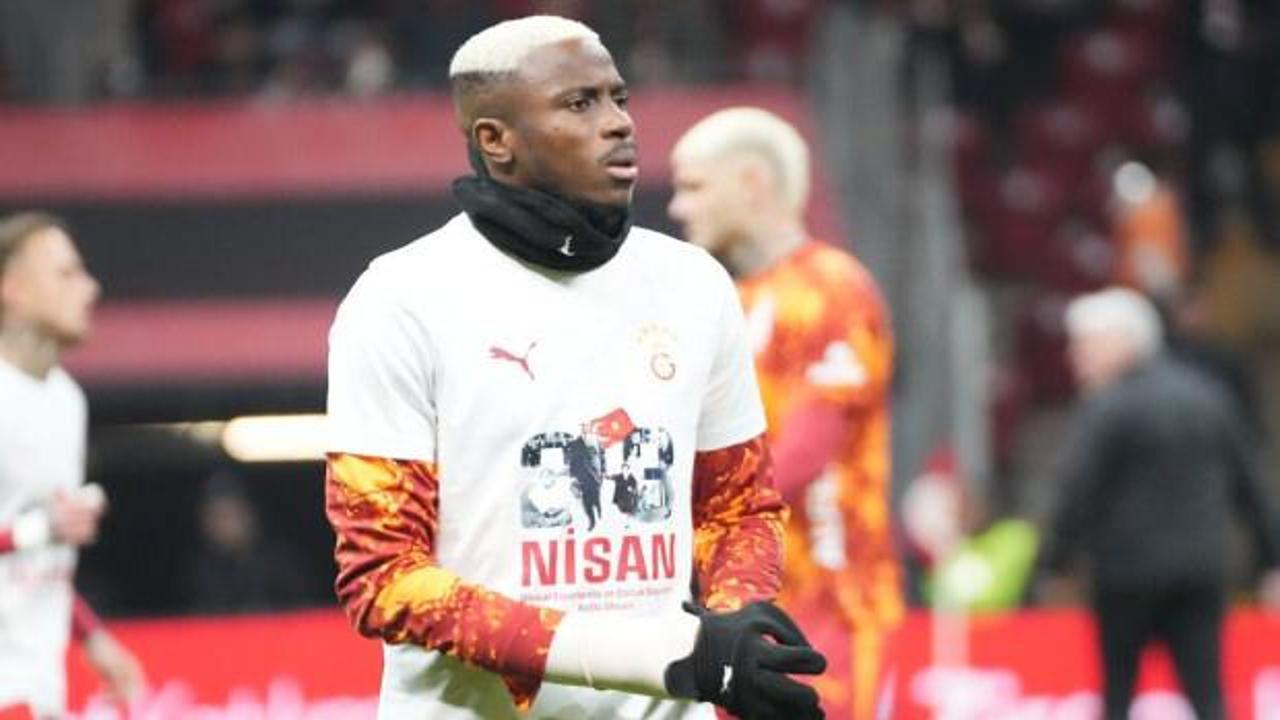 Fenerbah&ccedil;e başvuru yapmıştı! Derbi &ouml;ncesi Osimhen gelişmesi: Kolundaki sargı engel mi?