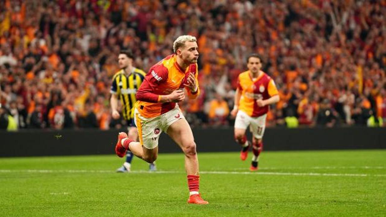 Galatasaray, Fenerbah&ccedil;e'ye karşı 25 yıl sonra bir ilki başardı