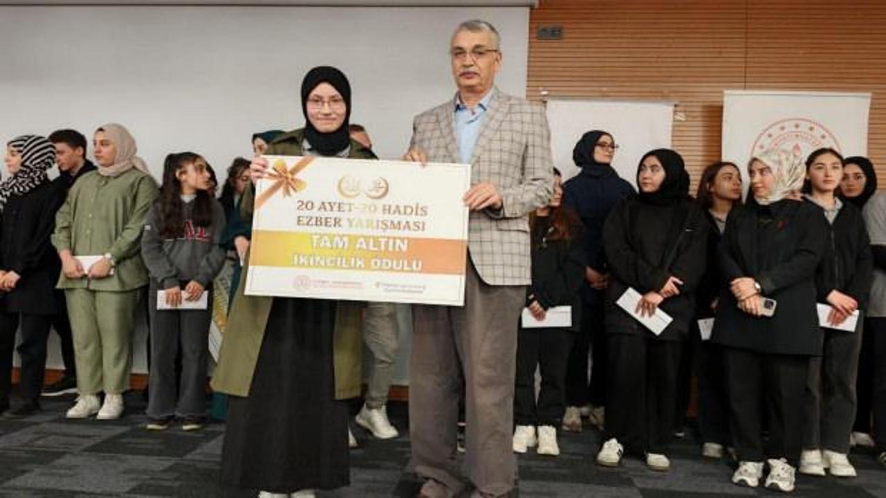 Gaziosmanpaşa&rsquo;da "20 Ayet 20 Hadis" yarışması heyecanı