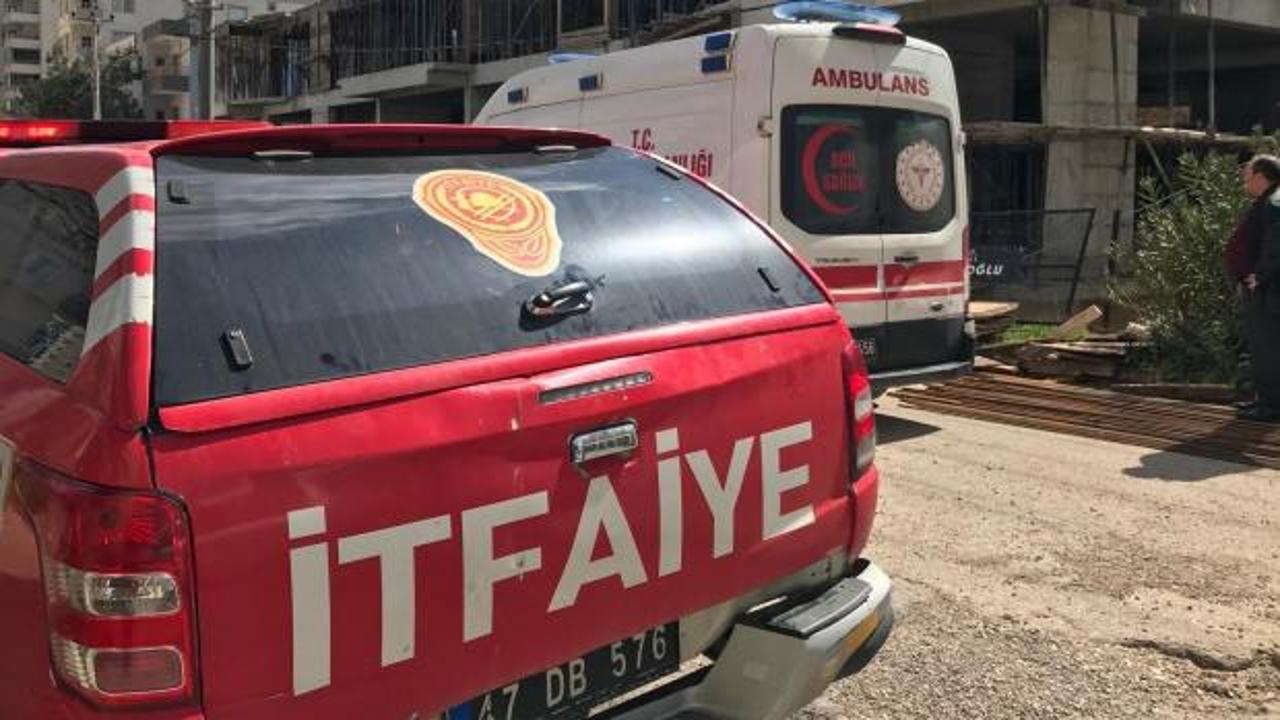 İnşaatta akıma kapılıp 3&rsquo;&uuml;nc&uuml; kattan d&uuml;şen iş&ccedil;i yaralandı