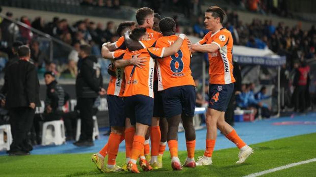 İstanbul derbisi nefesleri kesti! 4 gol 1 kırmızı kart