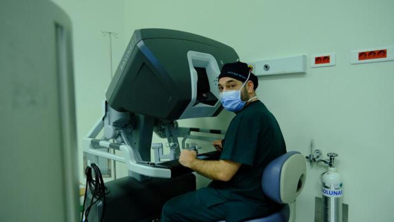 Kalp cerrahisinde yeni d&ouml;nem: Ameliyatların y&uuml;zde 80-90'ı bu şekilde yapılıyor!