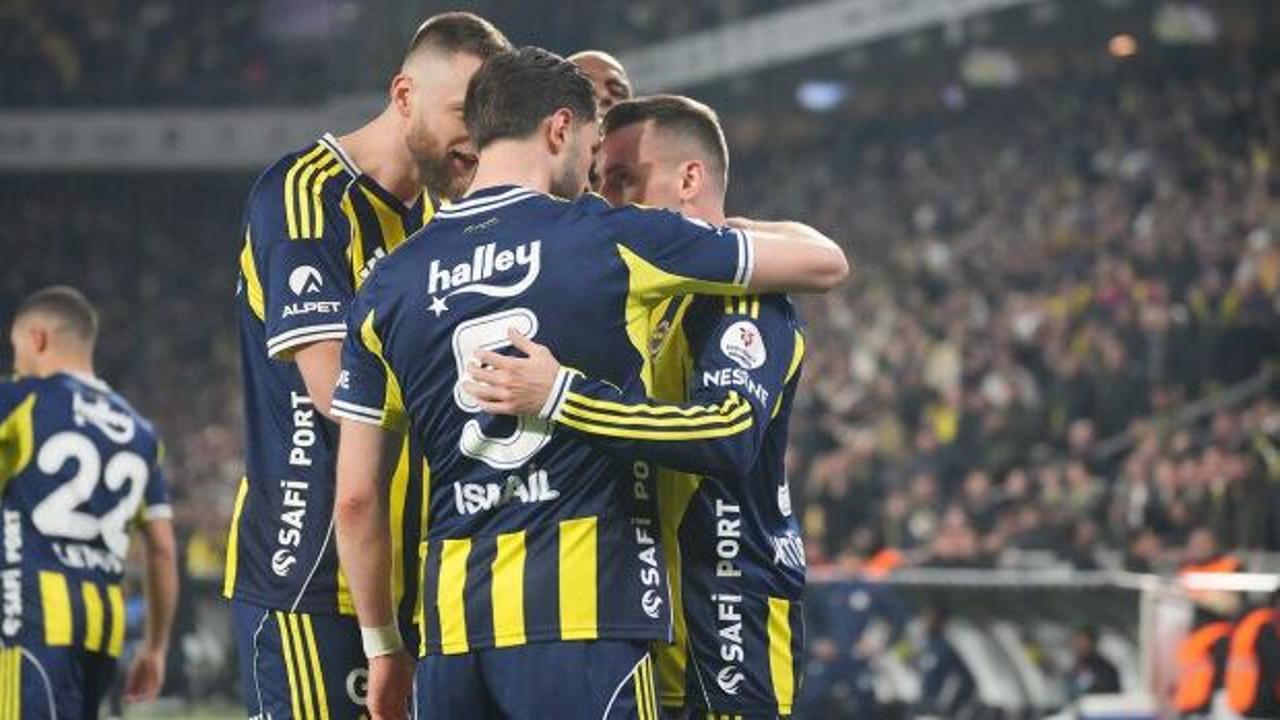 Fenerbah&ccedil;e'den Galatasaray derbisi &ouml;ncesi s&uuml;rpriz karar!