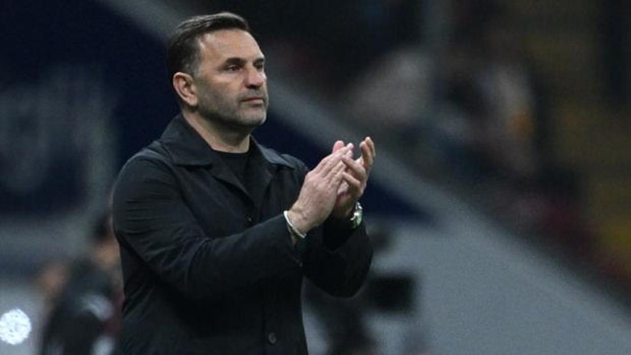 Okan Buruk'tan ıslıklanan oyuncusuna destek