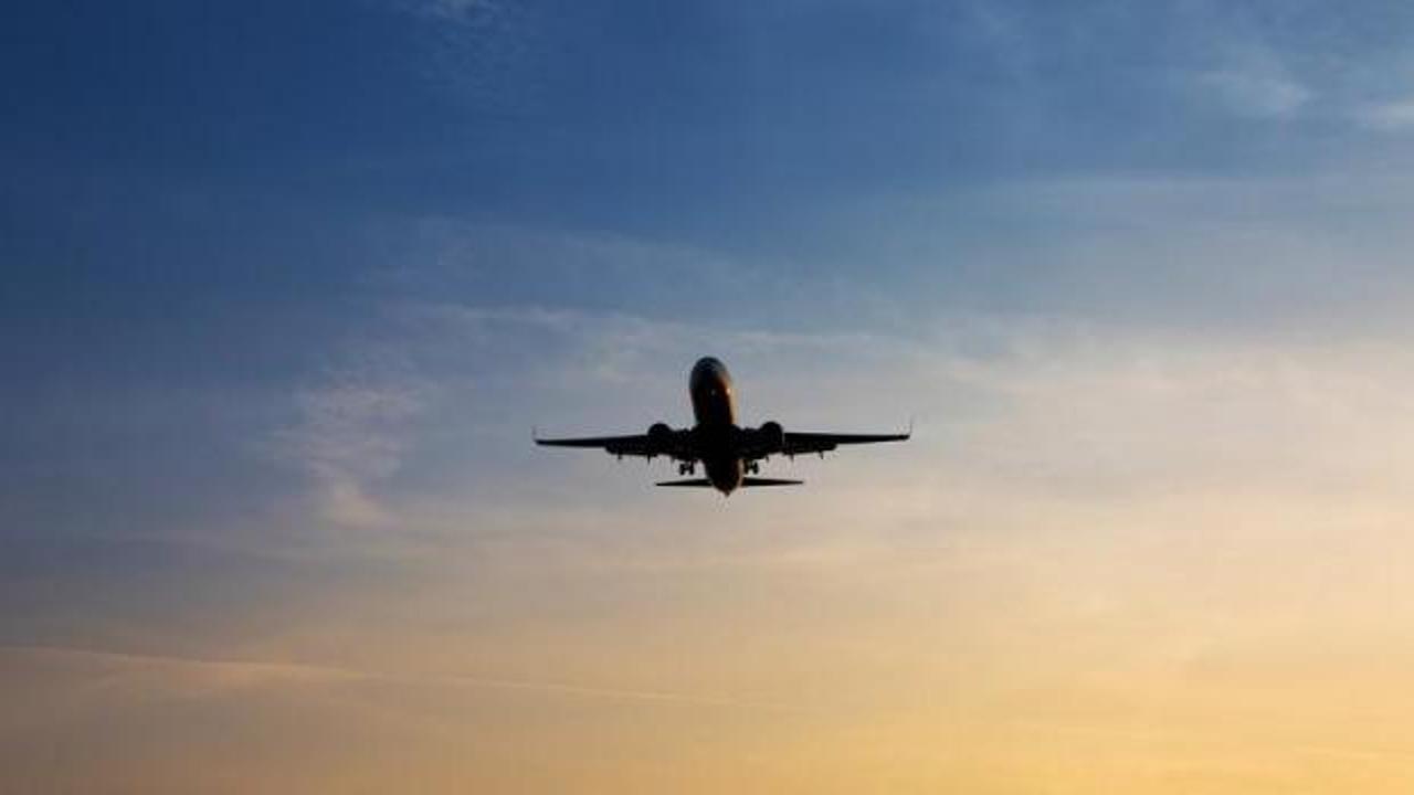 Tahran&rsquo;da u&ccedil;uşlar yeniden başladı