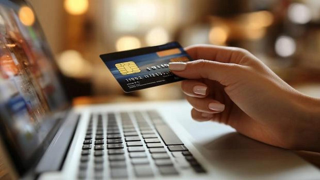 Tek tıkla 700 milyar dolar &ccedil;&ouml;p: İade ekonomisi alarm veriyor