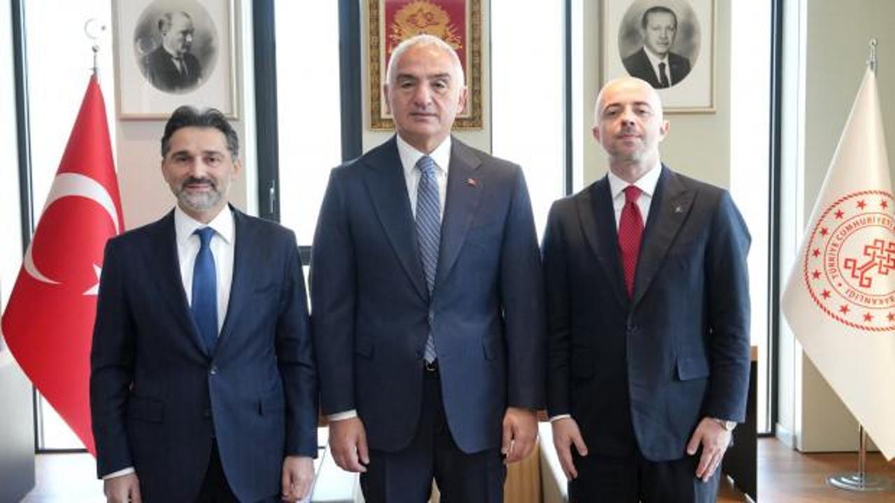 T&uuml;rkiye'nin k&uuml;resel erişimi i&ccedil;in kritik zirve: Bakanlık ve THY yeni d&ouml;nemi başlatıyor!