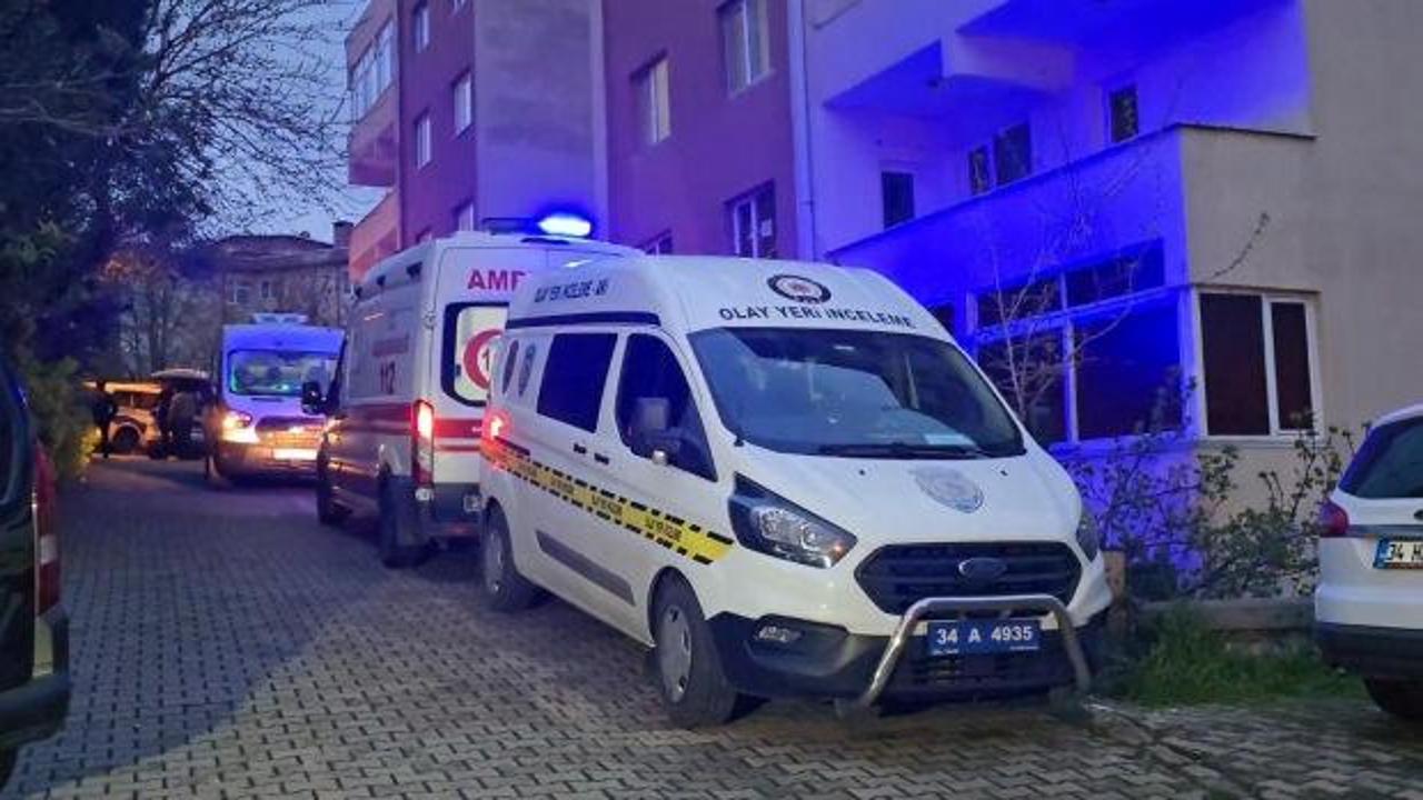 &Uuml;sk&uuml;dar'da korkun&ccedil; olay: Anne ve babasını katletti!
