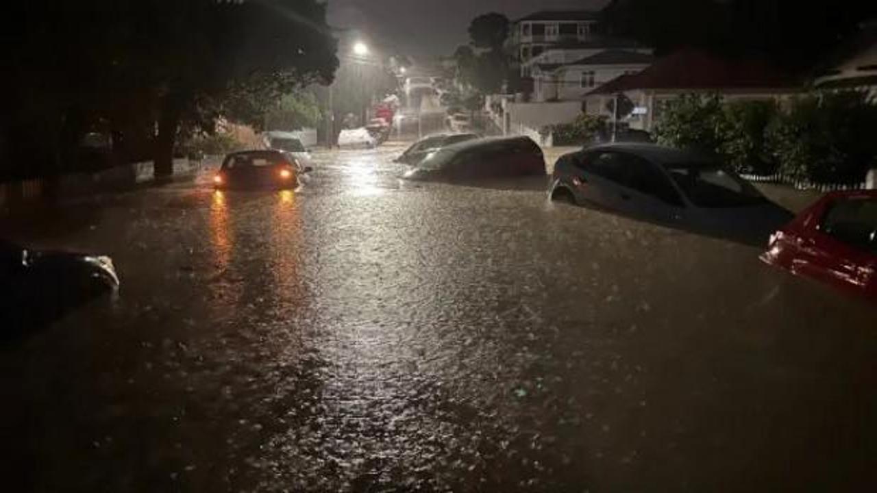Yeni Zelanda'da kırmızı alarm: Acil durum ilan edildi