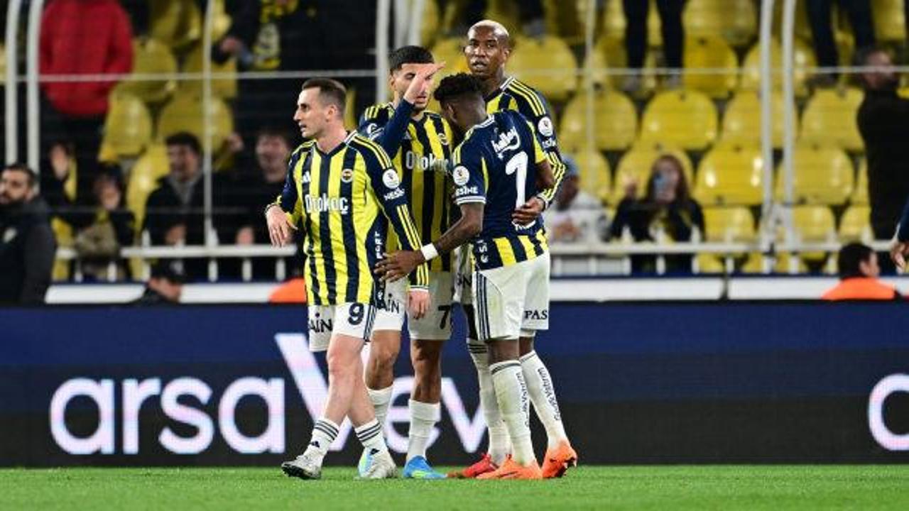 Anderson Talisca hat-trick yaptı! Fenerbahçe Başakşehir'i devirdi
