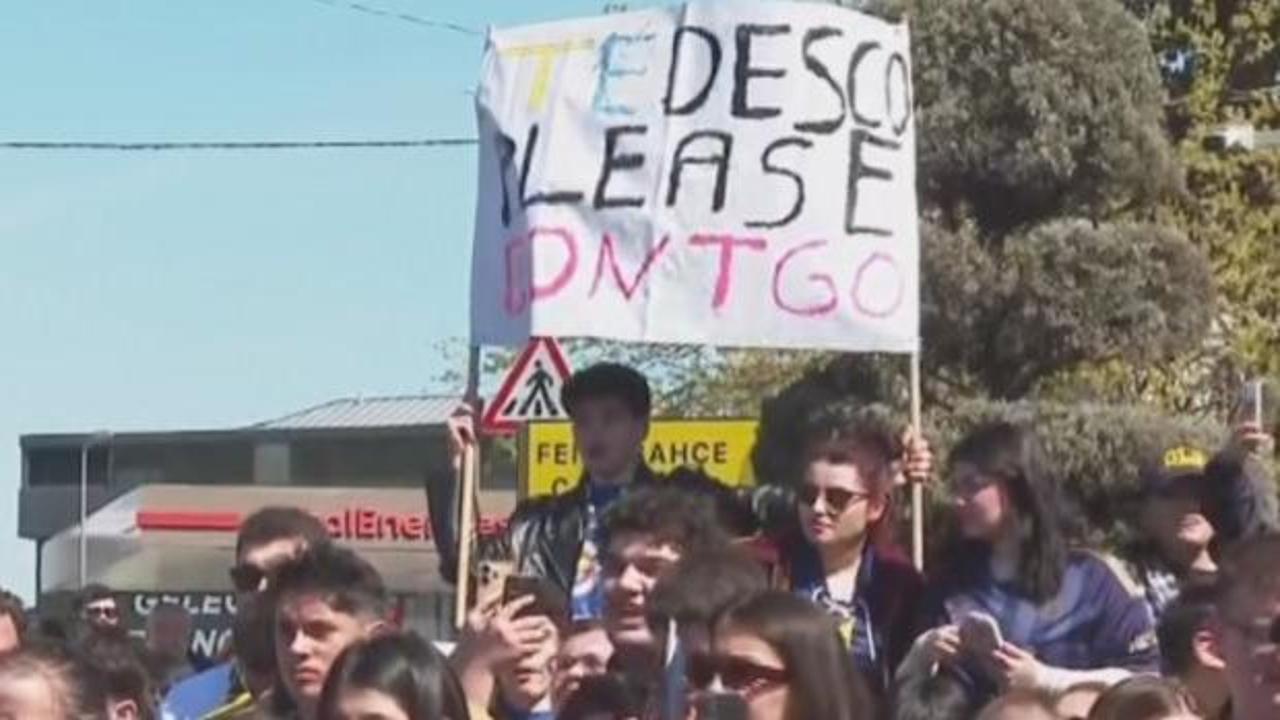 Domenico Tedesco son kez Samandıra'da! Taraftarlardan sevgi seli: L&uuml;tfen gitme