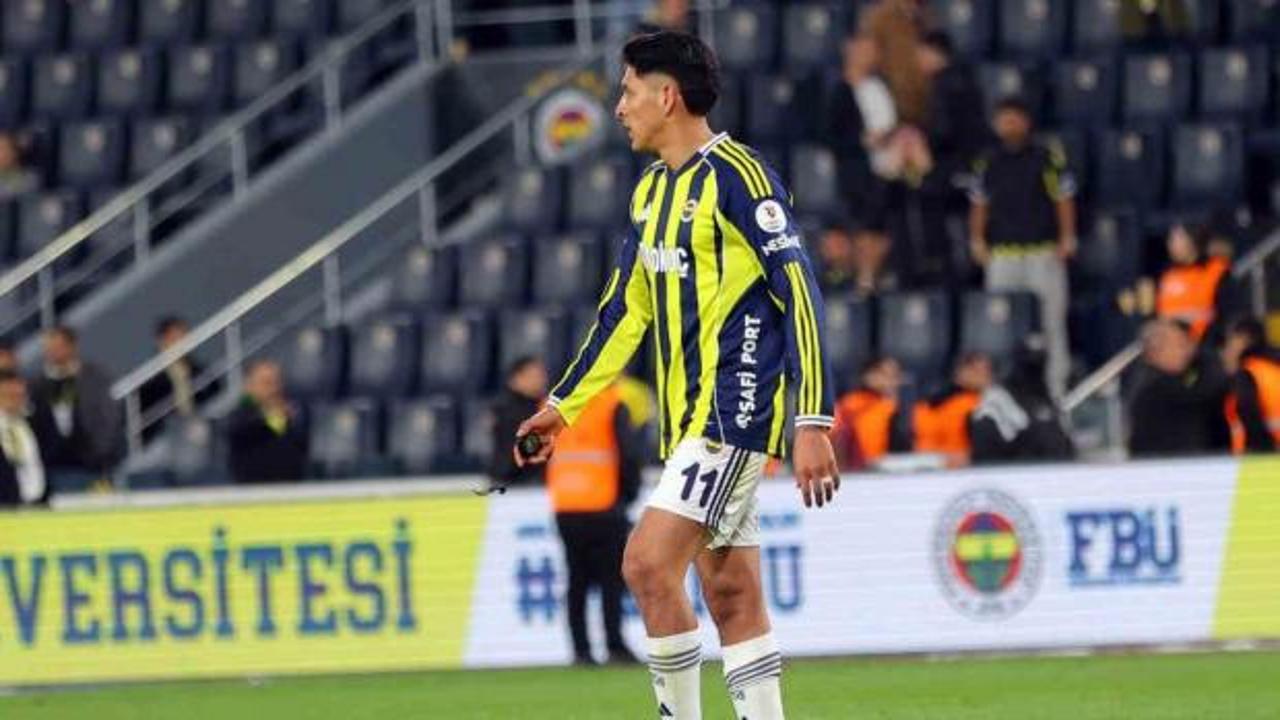 Fenerbah&ccedil;e - Başakşehir ma&ccedil;ında ıslıklanan Edson Alvarez'den flaş paylaşım