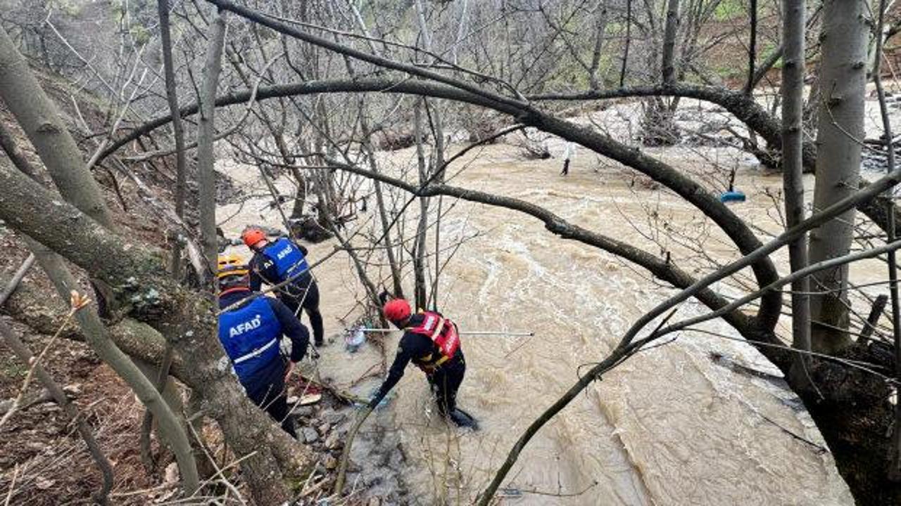 Hakkari'de kahreden olay! 8 yaşındaki Osman derede &ouml;l&uuml; bulundu