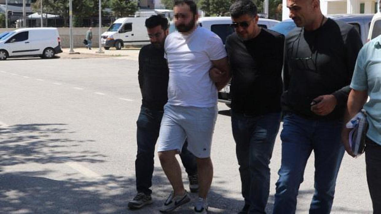 Kız arkadaşının eski eşini bı&ccedil;aklayarak &ouml;ld&uuml;rd&uuml;