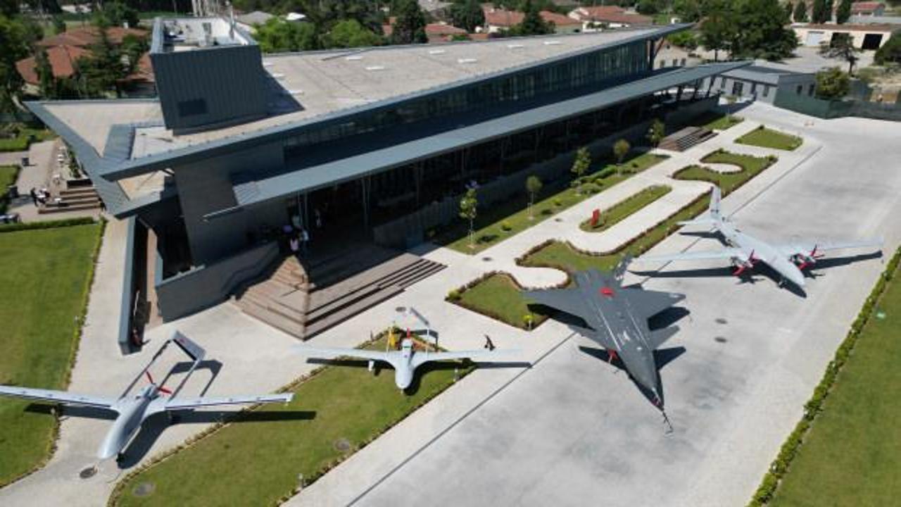 Baykar SAHA EXPO 2026'da K2, Mızrak ve Sivrisinek'i ilk kez sergiledi; yapay zekâ destekli otonomi ve GNSS bağımsızlığı öne çıkıyor