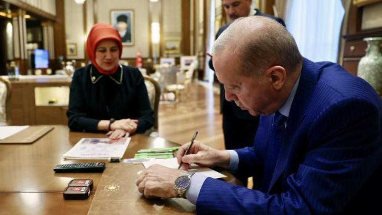Cumhurbaşkanı Erdoğan, kurban vekaletini T&uuml;rk Kızılay'a verdi